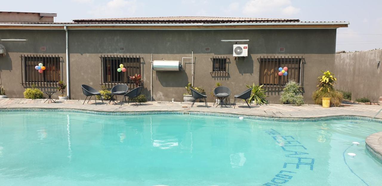 The Escape Lodge Λουσάκα Εξωτερικό φωτογραφία